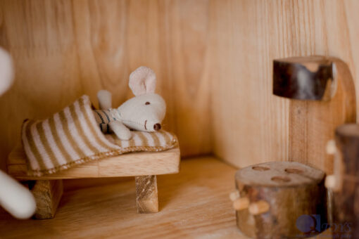Two Story Cottage House - Image 3