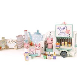 Kitty's Milkshake Van - Image 6